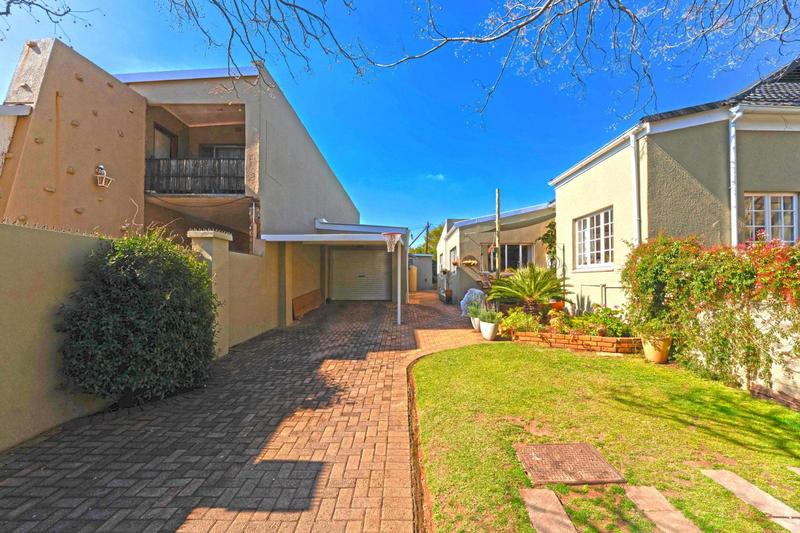 4 Bedroom Property for Sale in Krugersdorp North Gauteng