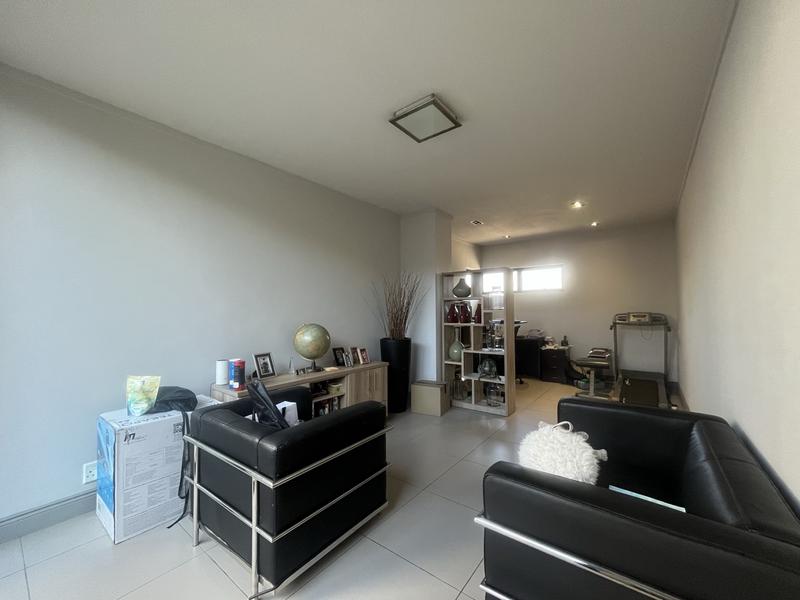 To Let 4 Bedroom Property for Rent in Waterkloof Ridge Gauteng