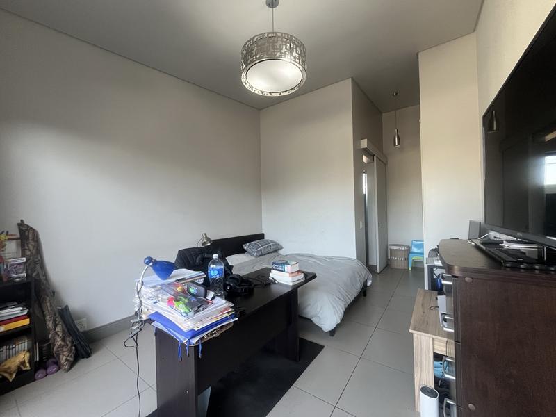 To Let 4 Bedroom Property for Rent in Waterkloof Ridge Gauteng