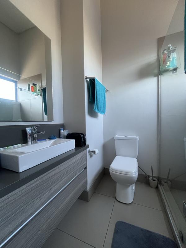 To Let 4 Bedroom Property for Rent in Waterkloof Ridge Gauteng