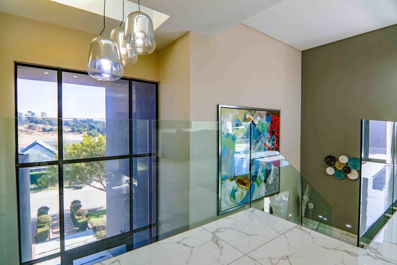 6 Bedroom Property for Sale in Copperleaf Estate Gauteng