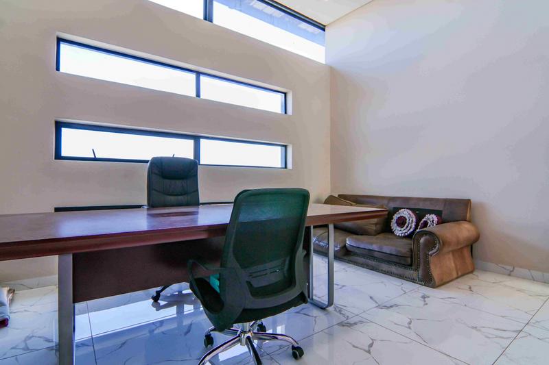 6 Bedroom Property for Sale in Copperleaf Estate Gauteng