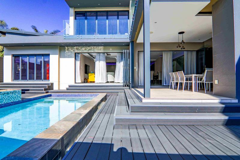 6 Bedroom Property for Sale in Copperleaf Estate Gauteng