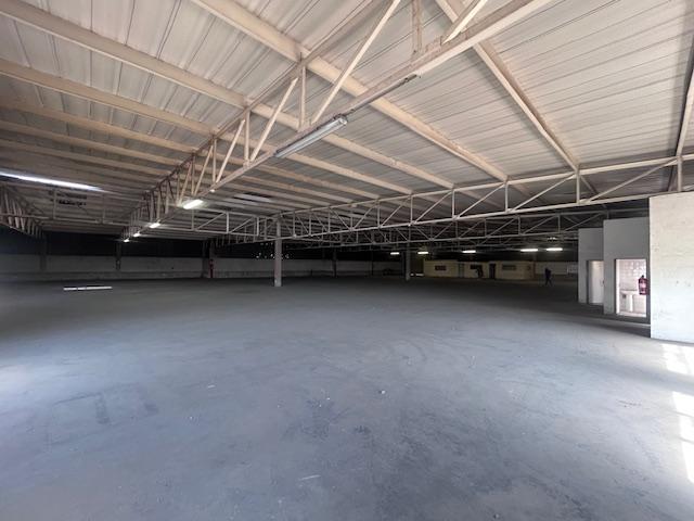 To Let commercial Property for Rent in Benrose Gauteng