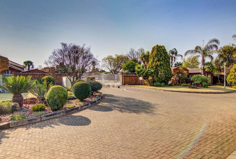 To Let 4 Bedroom Property for Rent in Northmead Gauteng