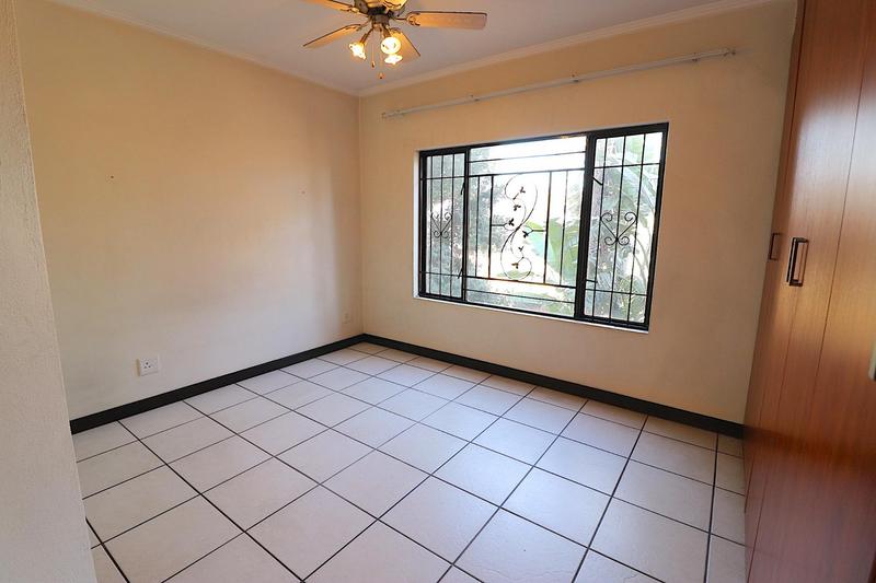 To Let 2 Bedroom Property for Rent in Sunninghill Gauteng