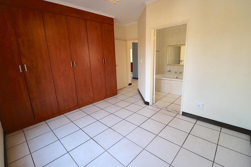 To Let 2 Bedroom Property for Rent in Sunninghill Gauteng