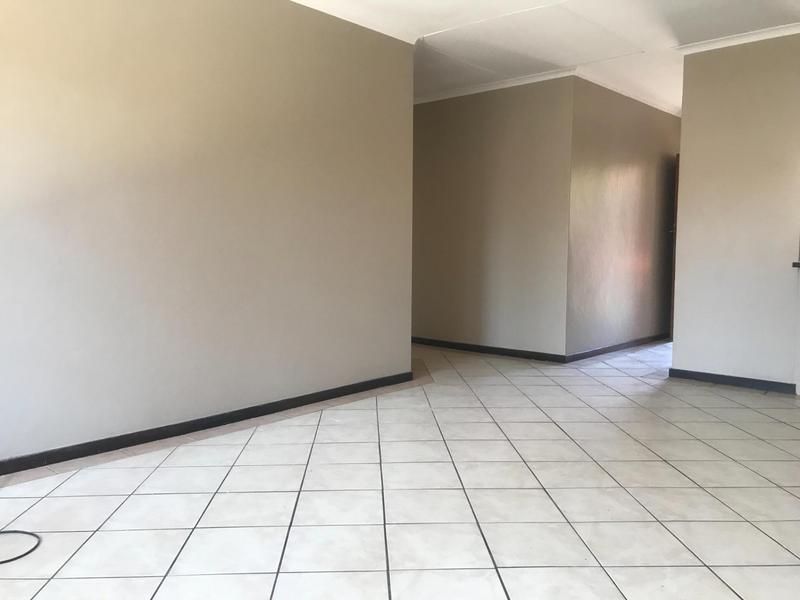 To Let 3 Bedroom Property for Rent in Moreleta Park Gauteng