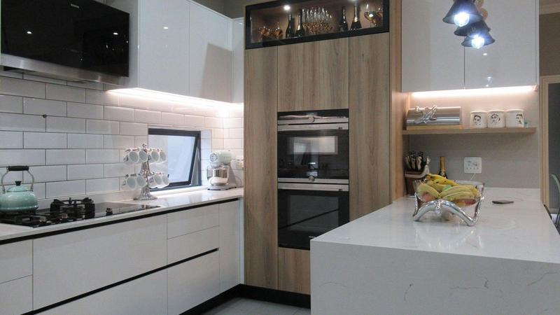 4 Bedroom Property for Sale in Olivedale Gauteng