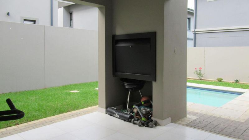 4 Bedroom Property for Sale in Olivedale Gauteng