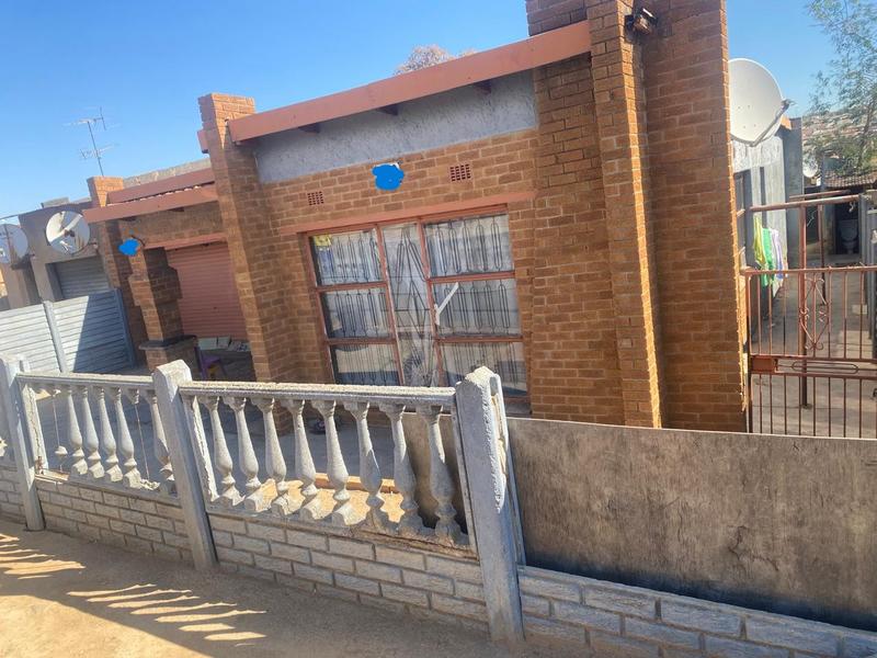 3 Bedroom Property for Sale in Esangweni Gauteng