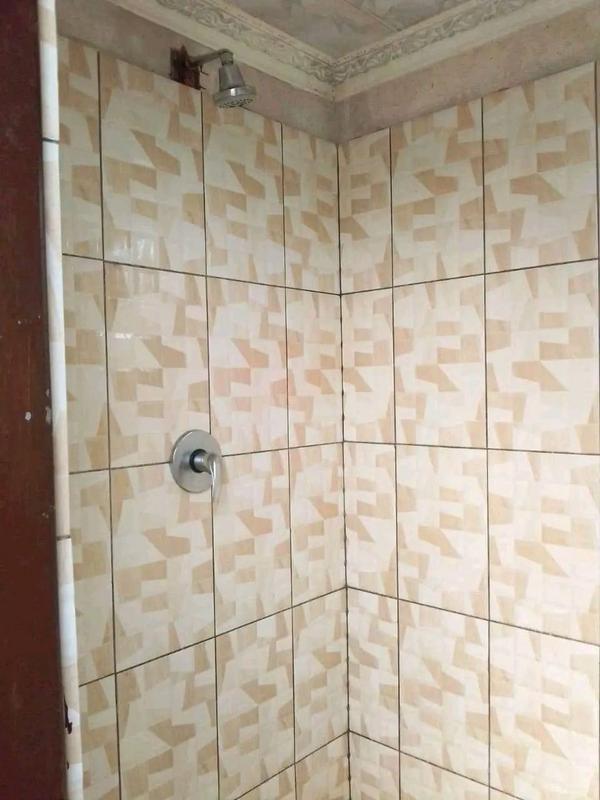2 Bedroom Property for Sale in Zonkezizwe Gauteng
