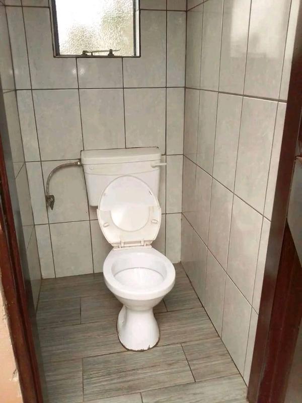 2 Bedroom Property for Sale in Zonkezizwe Gauteng