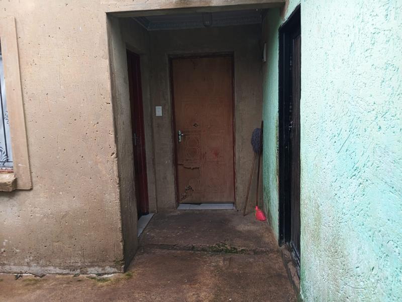 1 Bedroom Property for Sale in Diepkloof Gauteng