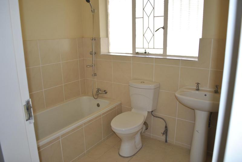 To Let 3 Bedroom Property for Rent in Bryanston Gauteng