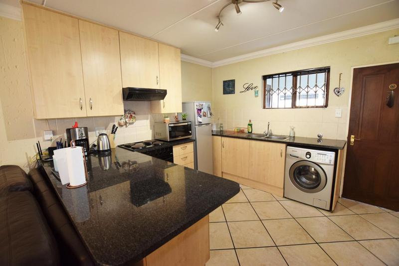 1 Bedroom Property for Sale in Paulshof Gauteng