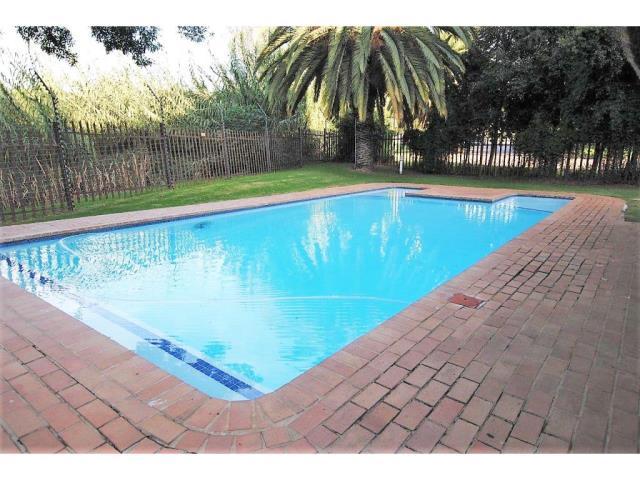 1 Bedroom Property for Sale in Paulshof Gauteng