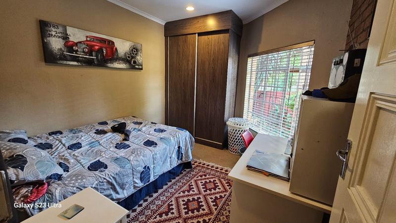To Let 4 Bedroom Property for Rent in Buccleuch Gauteng