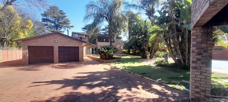 To Let 4 Bedroom Property for Rent in Buccleuch Gauteng