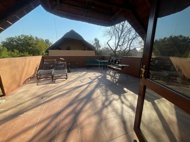 2 Bedroom Property for Sale in Pineslopes Gauteng