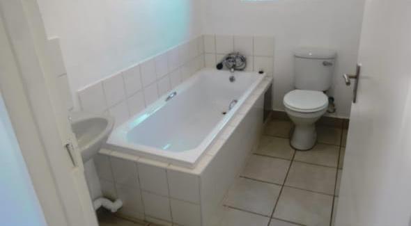 3 Bedroom Property for Sale in Crystal Park Gauteng