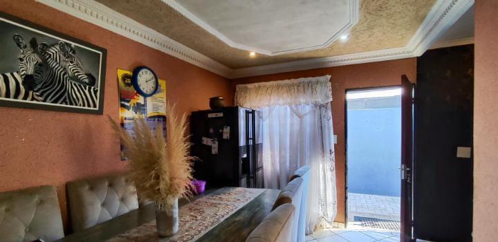 3 Bedroom Property for Sale in Windmill Park Gauteng