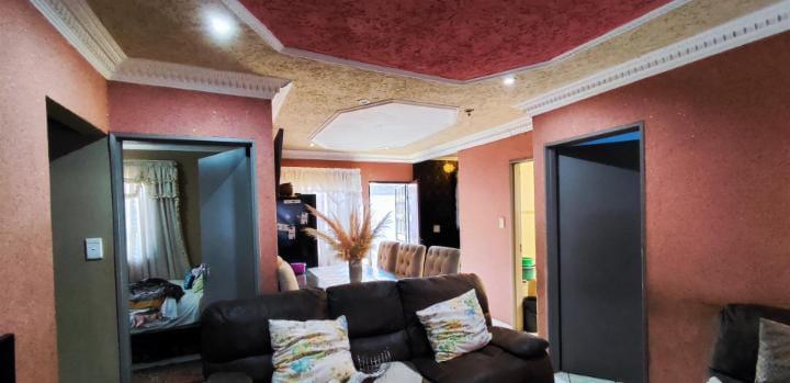 3 Bedroom Property for Sale in Windmill Park Gauteng