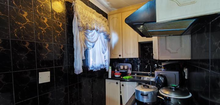 3 Bedroom Property for Sale in Windmill Park Gauteng