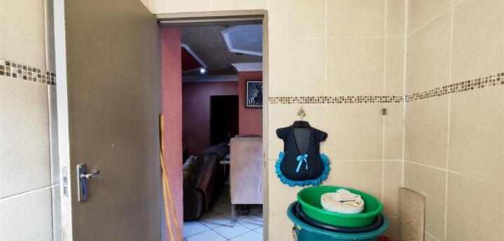 3 Bedroom Property for Sale in Windmill Park Gauteng