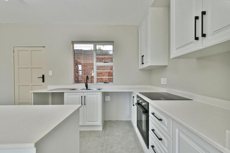 3 Bedroom Property for Sale in Sundowner Gauteng