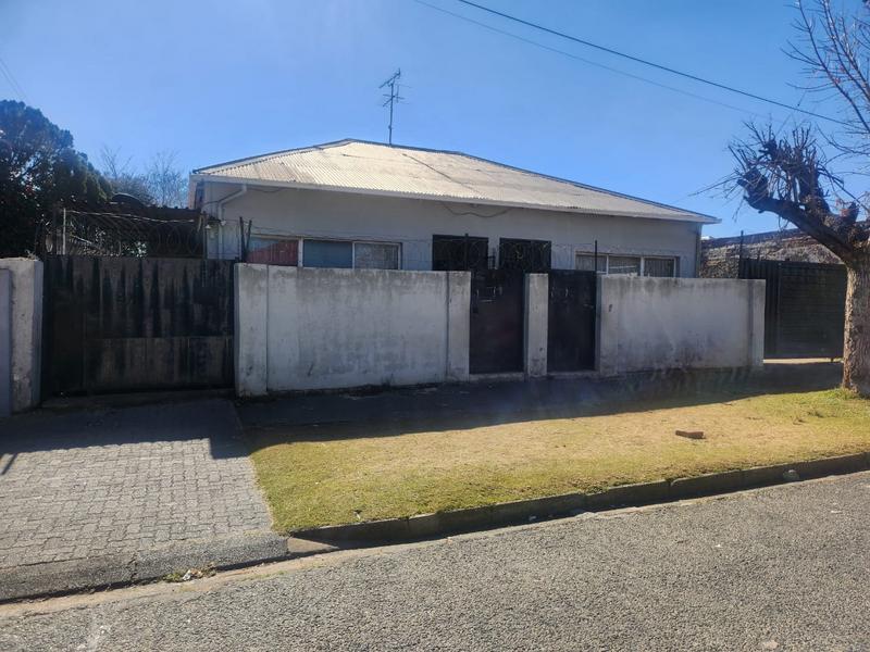 8 Bedroom Property for Sale in Forest Hill Gauteng