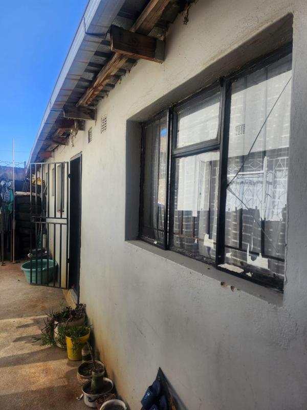 8 Bedroom Property for Sale in Forest Hill Gauteng