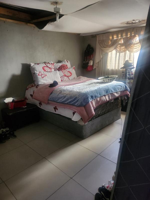 8 Bedroom Property for Sale in Forest Hill Gauteng