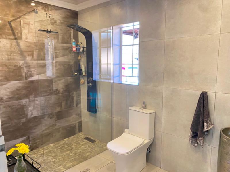To Let 2 Bedroom Property for Rent in Pierre Van Ryneveld Gauteng