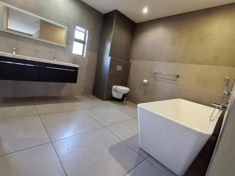 To Let 3 Bedroom Property for Rent in Bedfordview Gauteng
