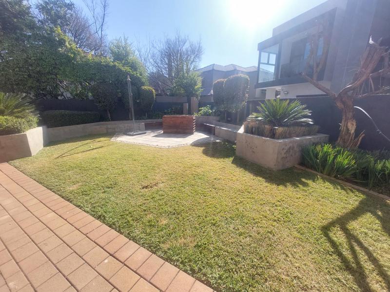 To Let 4 Bedroom Property for Rent in Eldo Meadows Gauteng