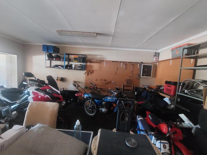 To Let 4 Bedroom Property for Rent in Eldo Meadows Gauteng