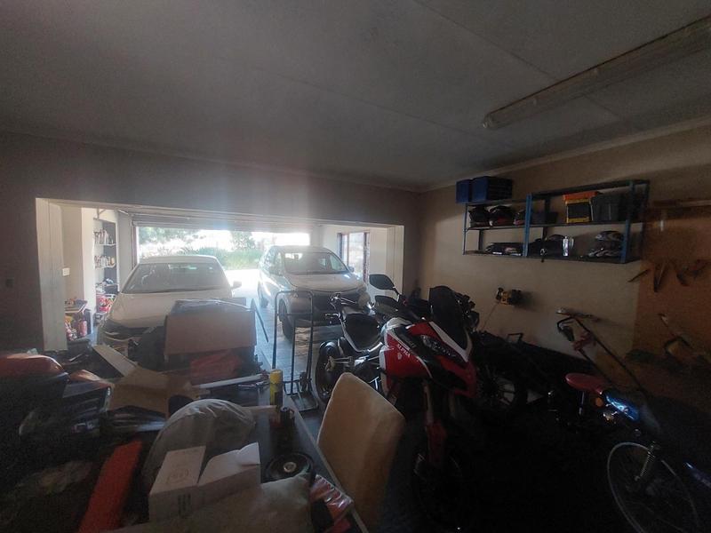 To Let 4 Bedroom Property for Rent in Eldo Meadows Gauteng