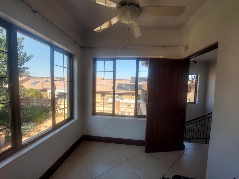 To Let 4 Bedroom Property for Rent in Eldo Meadows Gauteng