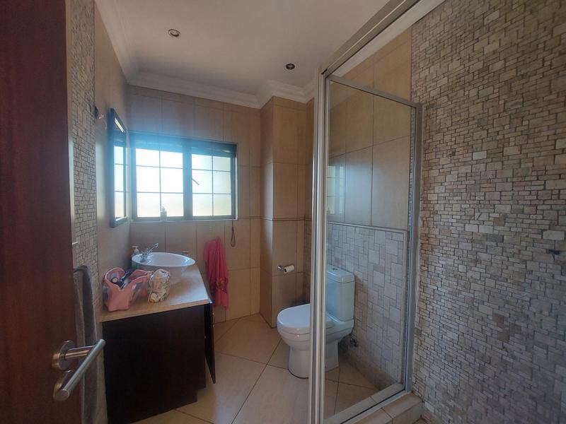 To Let 4 Bedroom Property for Rent in Eldo Meadows Gauteng