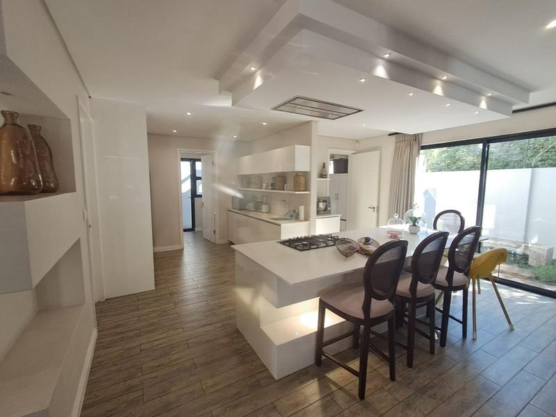 To Let 3 Bedroom Property for Rent in River Club Gauteng