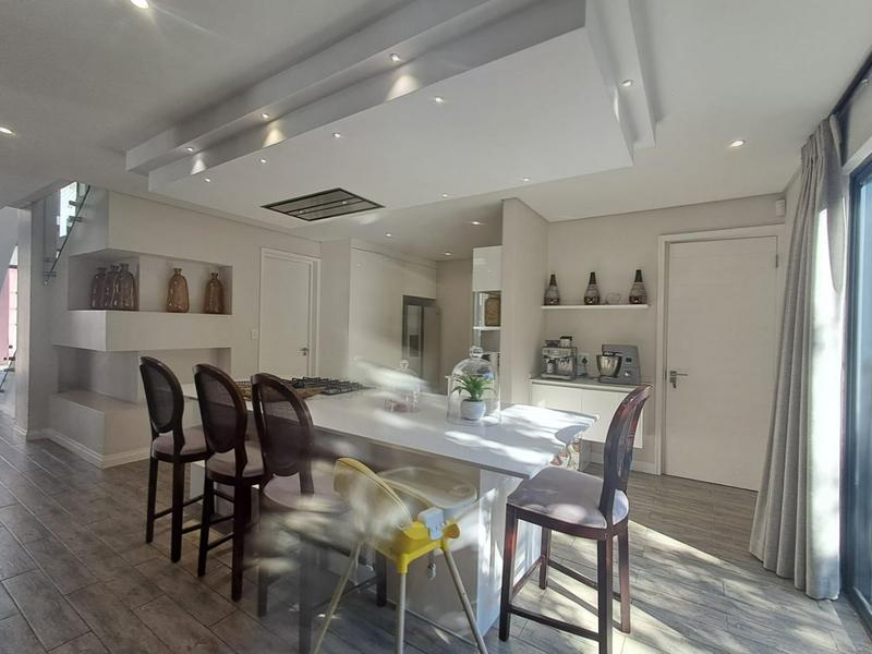 To Let 3 Bedroom Property for Rent in River Club Gauteng