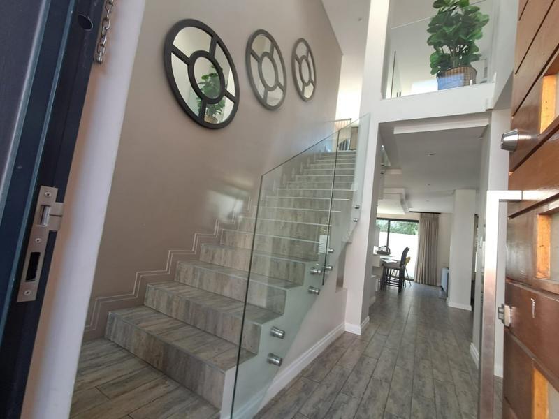 To Let 3 Bedroom Property for Rent in River Club Gauteng