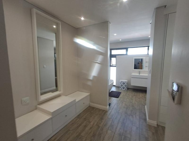 To Let 3 Bedroom Property for Rent in River Club Gauteng