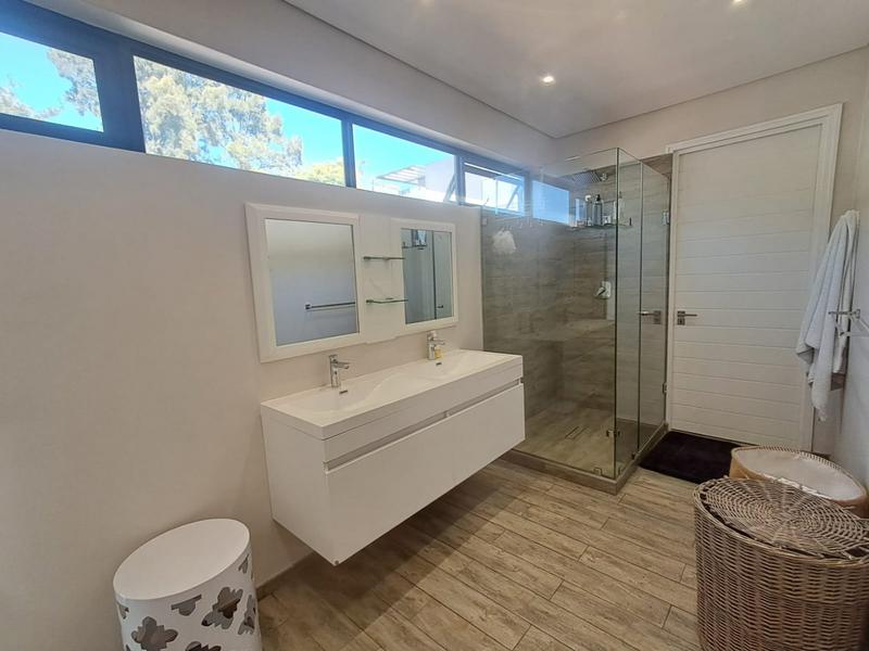 To Let 3 Bedroom Property for Rent in River Club Gauteng