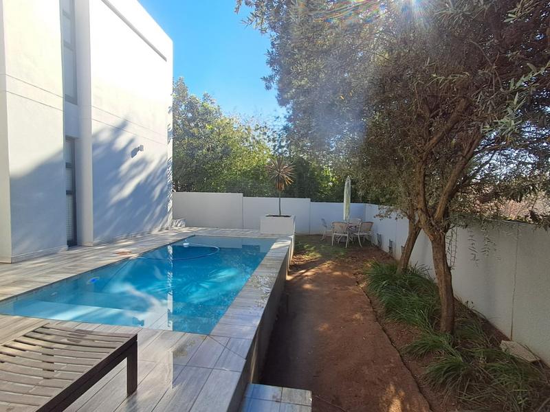 To Let 3 Bedroom Property for Rent in River Club Gauteng