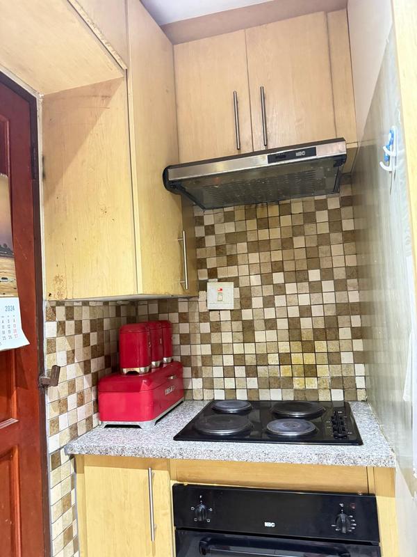 2 Bedroom Property for Sale in Clayville Gauteng