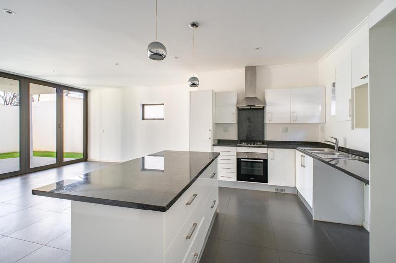 3 Bedroom Property for Sale in Bryanston Gauteng