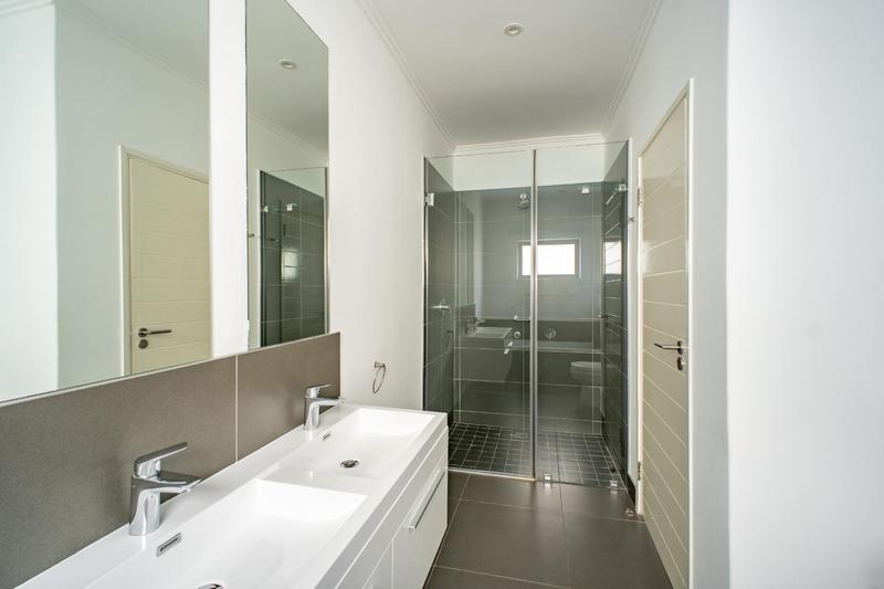 3 Bedroom Property for Sale in Bryanston Gauteng