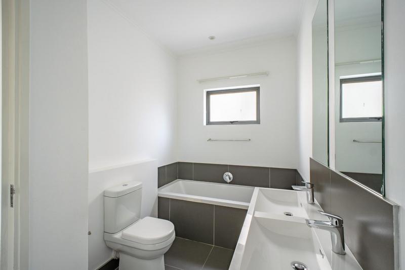 3 Bedroom Property for Sale in Bryanston Gauteng